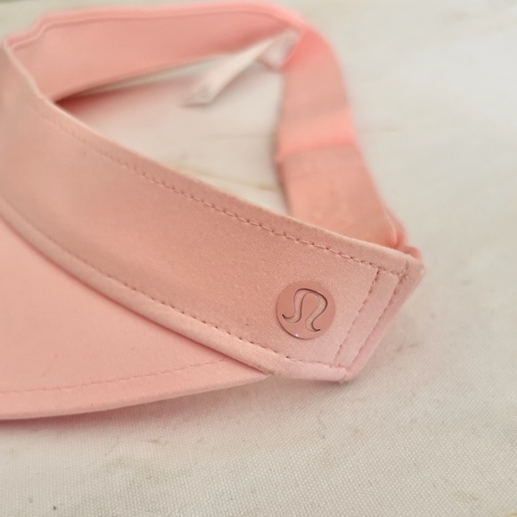 Lululemon Fast Paced Run Visor Dew Pink - Picture 4 of 6
